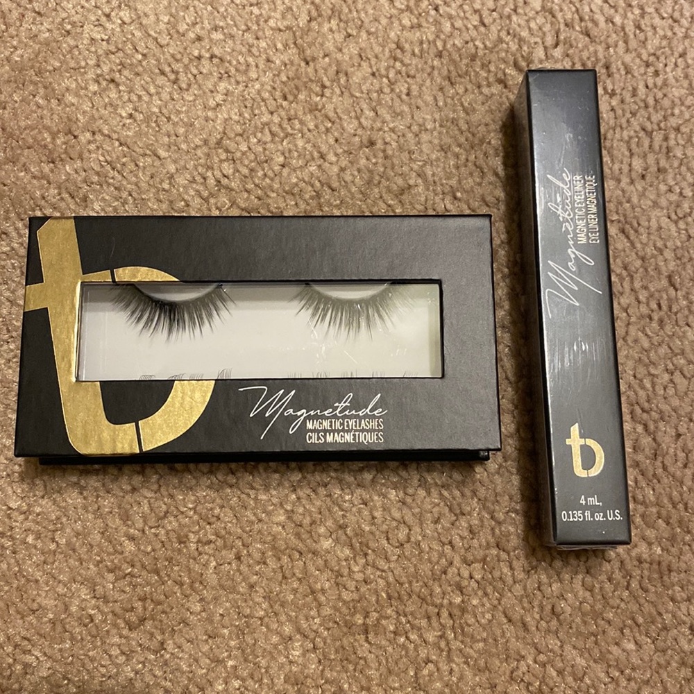 Tori Belle 9 to 5 magnetic eyelashes and eyeliner